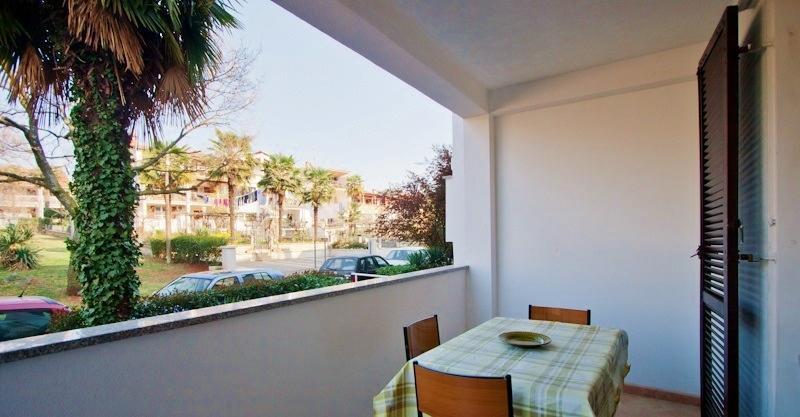 Apartment Parenzana Porec Bagian luar foto